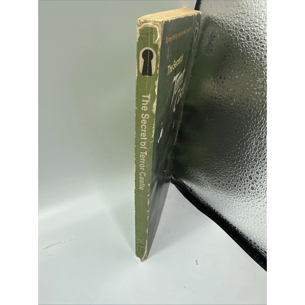 Secret of Terror Castle by Robert Arthur (1985, Digest Paperback)